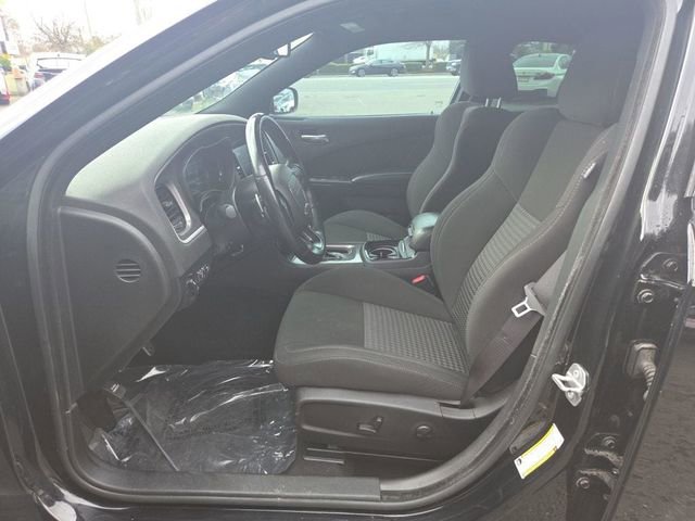 Used 2022 Dodge Charger R/T w/ Blacktop Package image 9