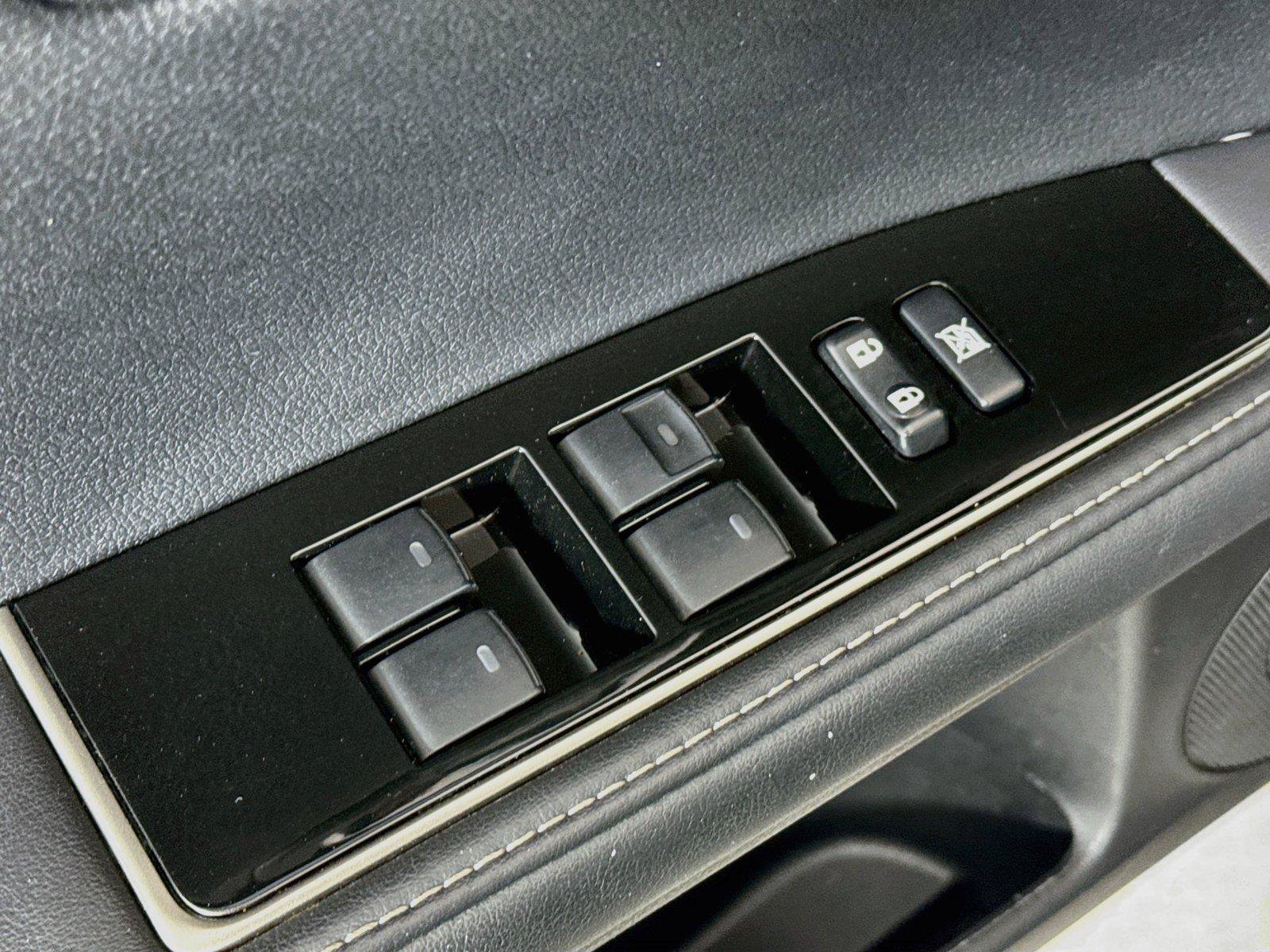 Used 2017 Lexus ES 350 w/ Luxury Package FWD image 30