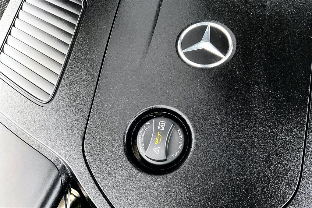 Used 2025 Mercedes-Benz CLE 300 4MATIC Coupe image 40