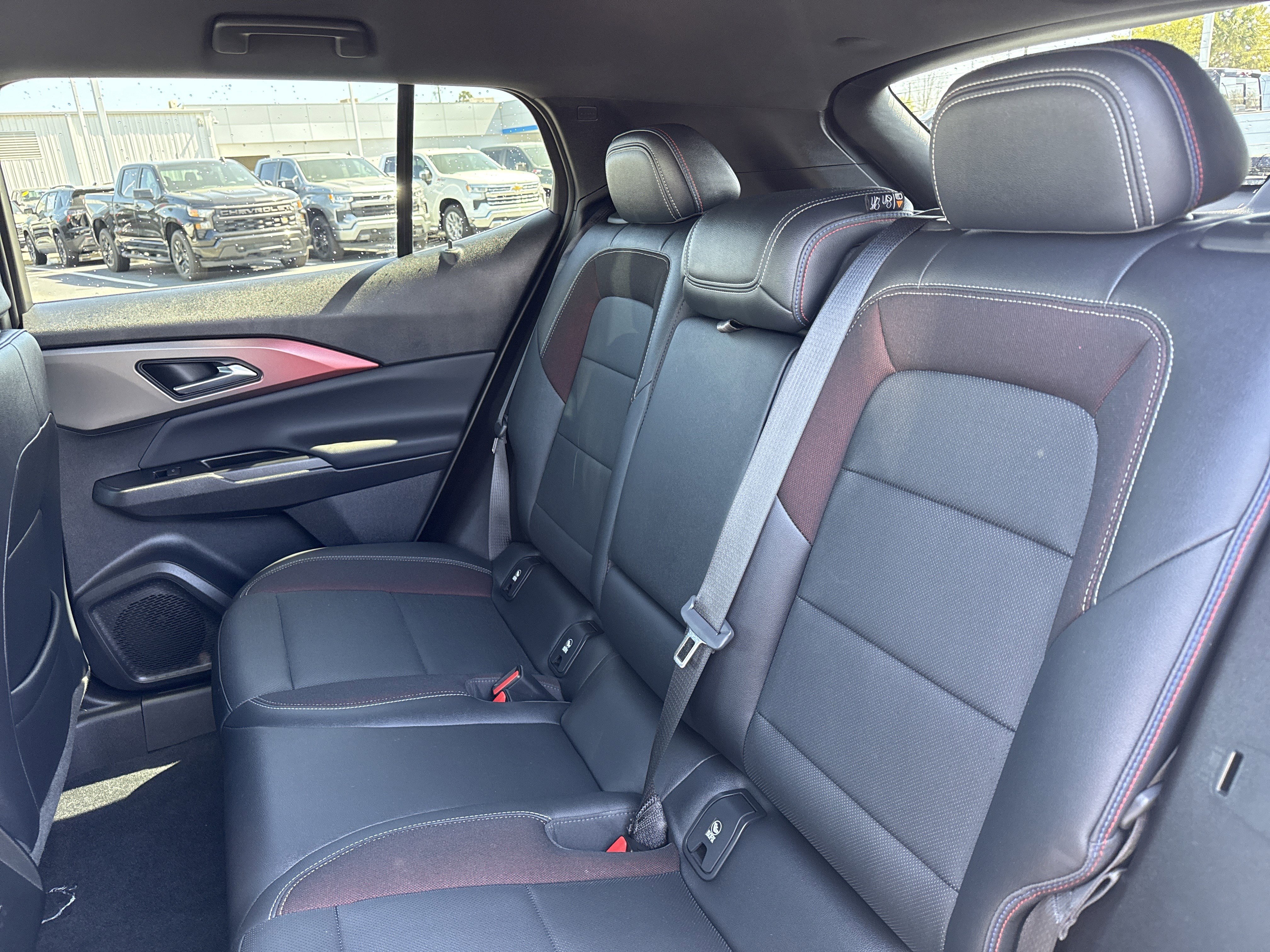 Used 2024 Chevrolet Equinox EV RS image 41