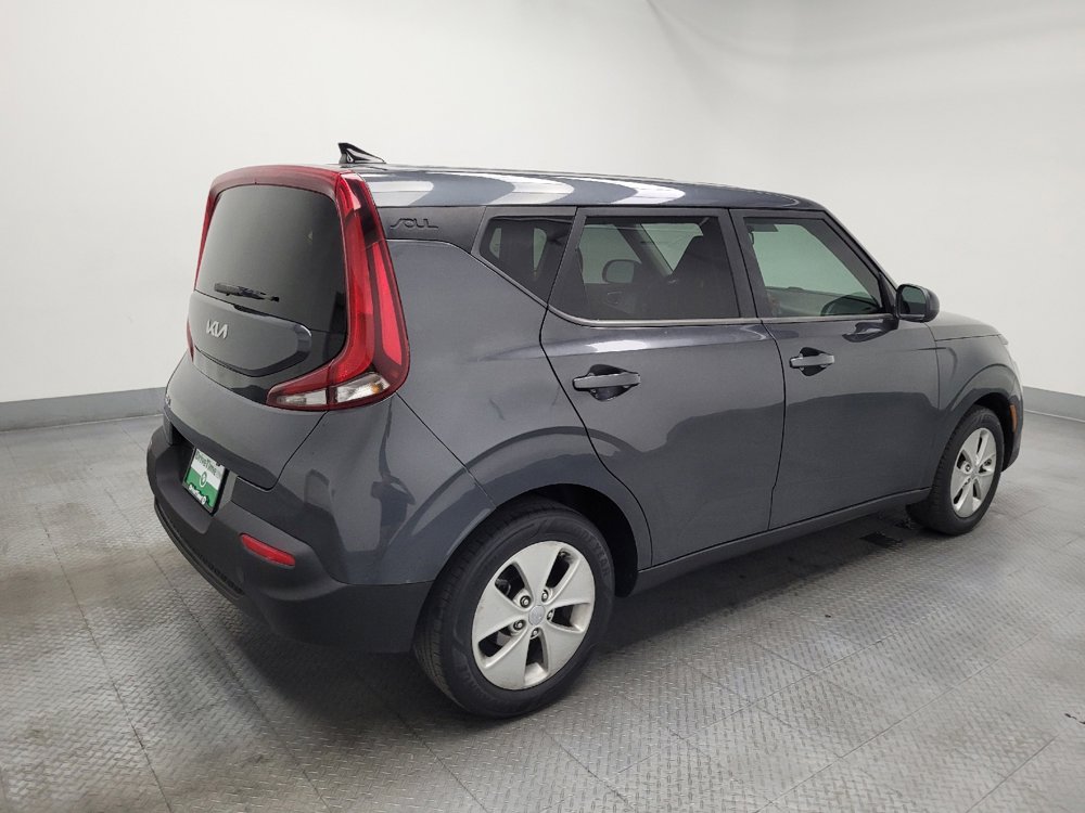 Used 2022 Kia Soul LX FWD image 10