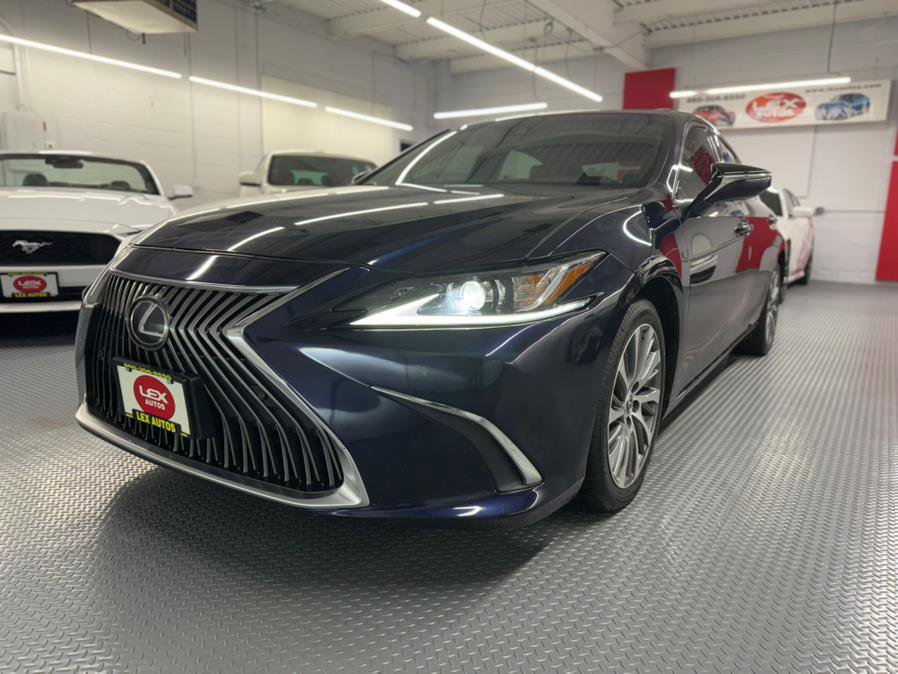 Used 2019 Lexus ES 350 w/ Premium Package image 2