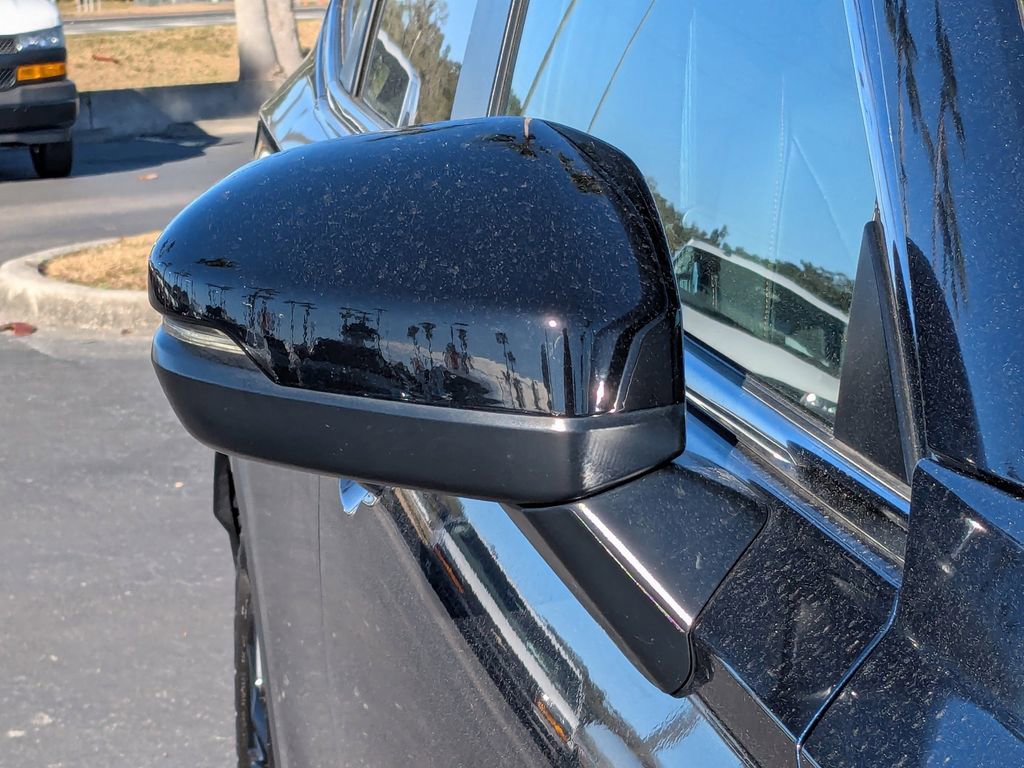 Used 2025 Honda CR-V Sport-L image 12