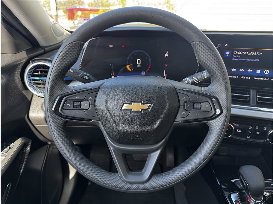 Used 2026 Chevrolet Trax LT FWD image 19