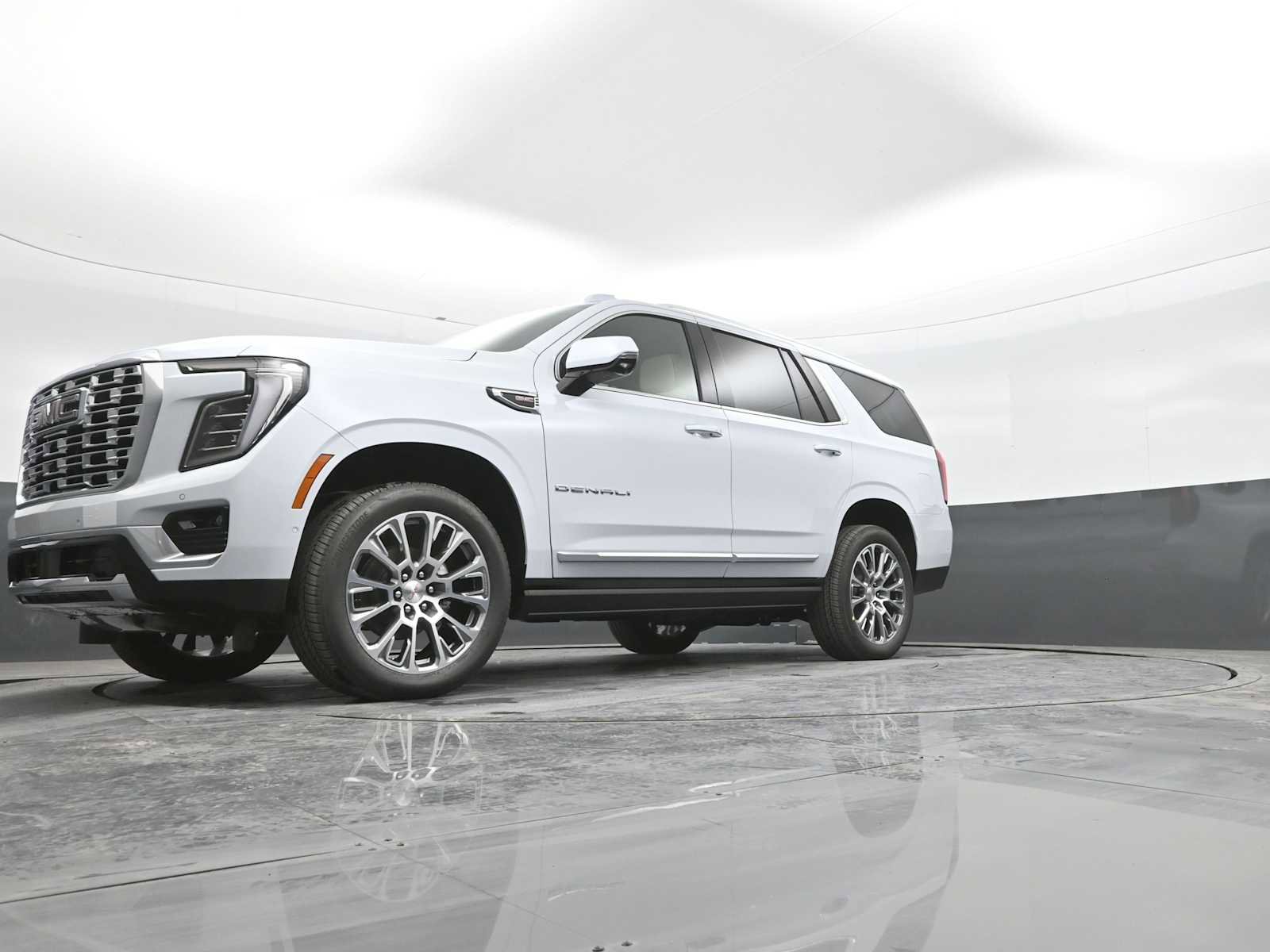 New 2026 GMC Yukon Denali image 32
