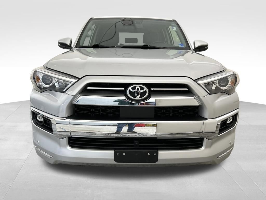 Used 2023 Toyota 4Runner Limited image 9