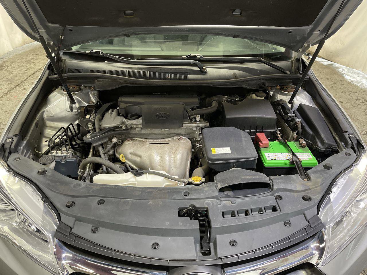 Used 2015 Toyota Camry LE FWD image 24