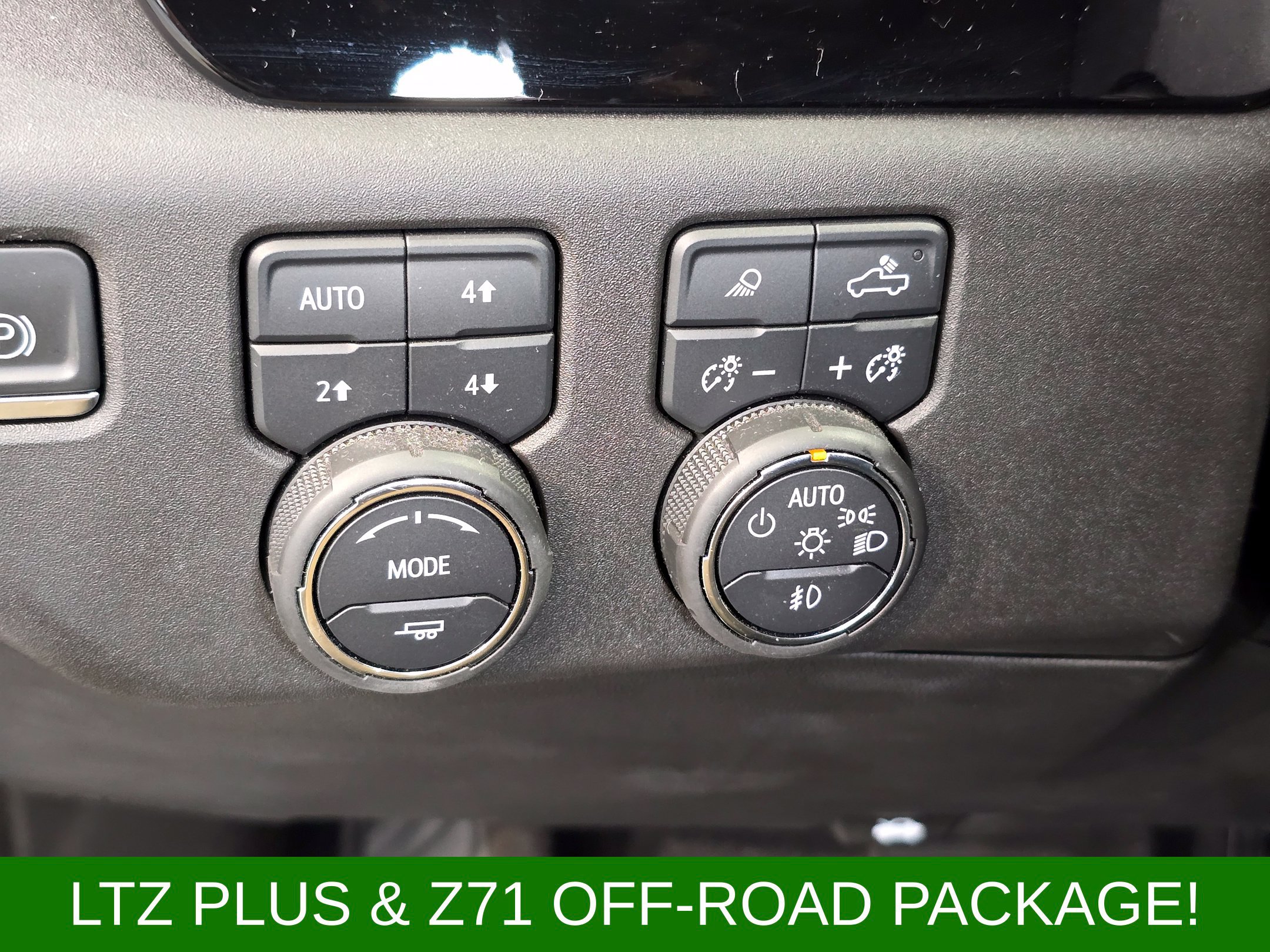 Used 2022 Chevrolet Silverado 1500 LTZ w/ Z71 Off-Road Package AWD/4WD image 17