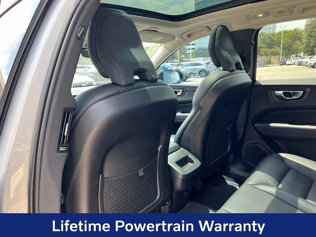 Certified 2024 Volvo XC60 B5 Core AWD/4WD image 22