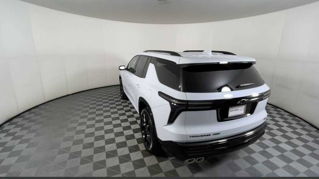 New 2026 Chevrolet Traverse RS w/ LPO, Floor Liner Package image 12