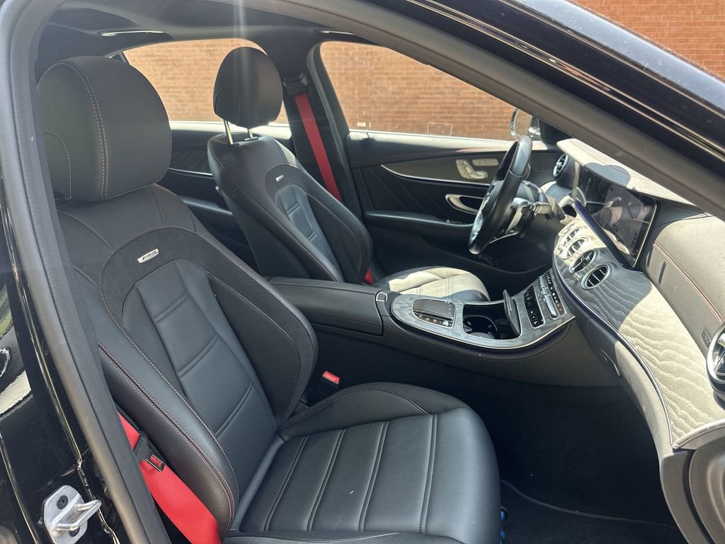 Used 2022 Mercedes-Benz E 53 AMG 4MATIC Sedan image 30