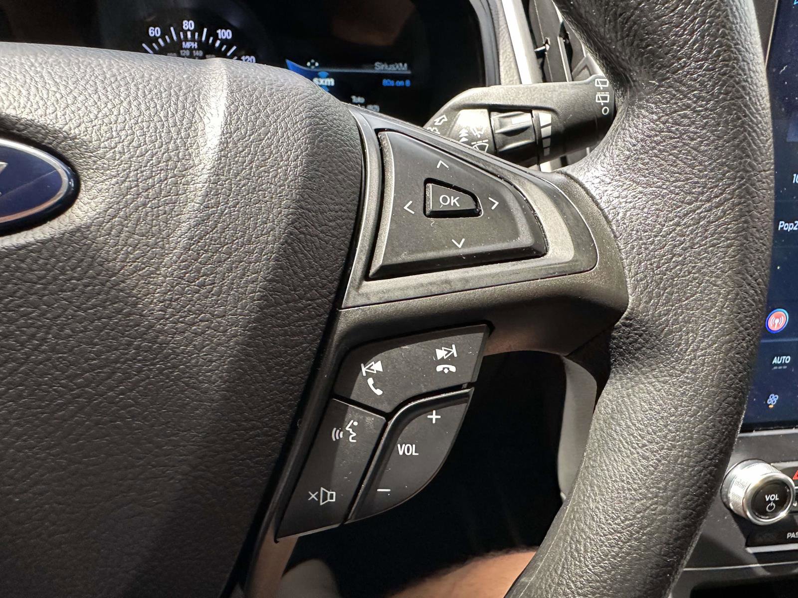 Used 2023 Ford Edge SE w/ Black Appearance Package AWD/4WD image 31
