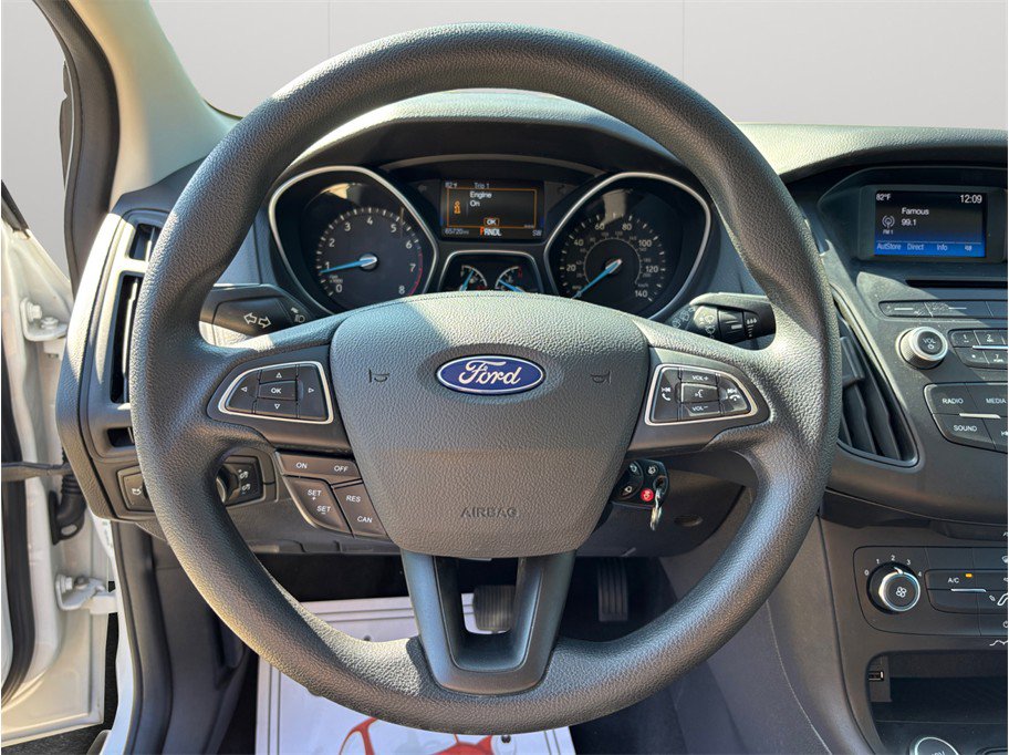 Used 2016 Ford Focus SE image 18