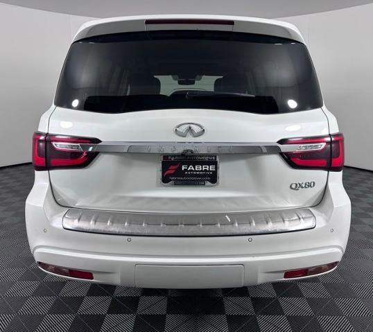 Certified 2024 INFINITI QX80 Luxe image 7