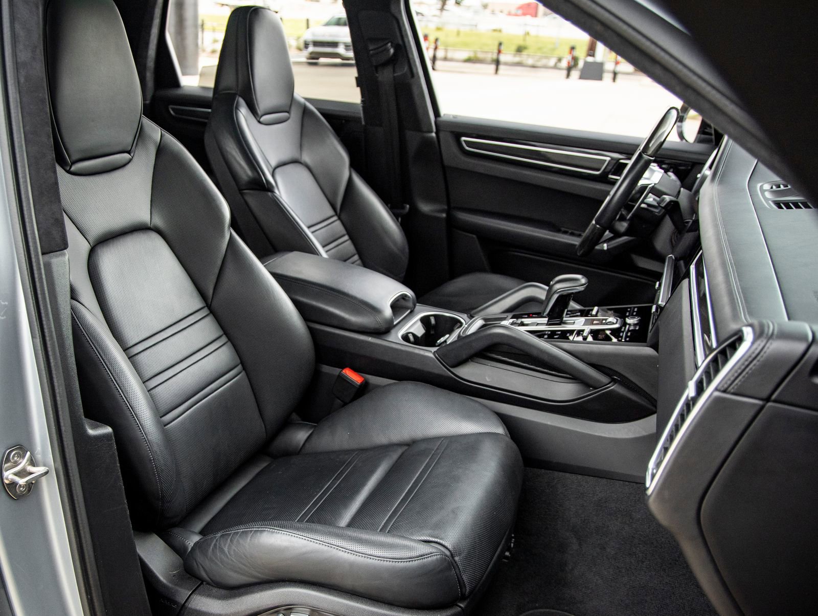 Certified 2021 Porsche Cayenne GTS image 45