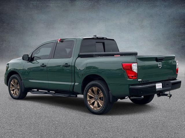 Used 2024 Nissan Titan SV w/ SV Bronze Edition Package AWD/4WD image 4