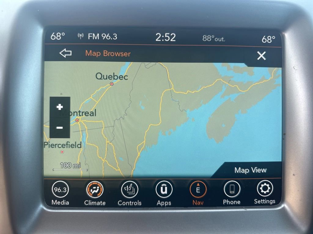Used 2018 Jeep Compass Latitude w/ Popular Equipment Group AWD/4WD image 22