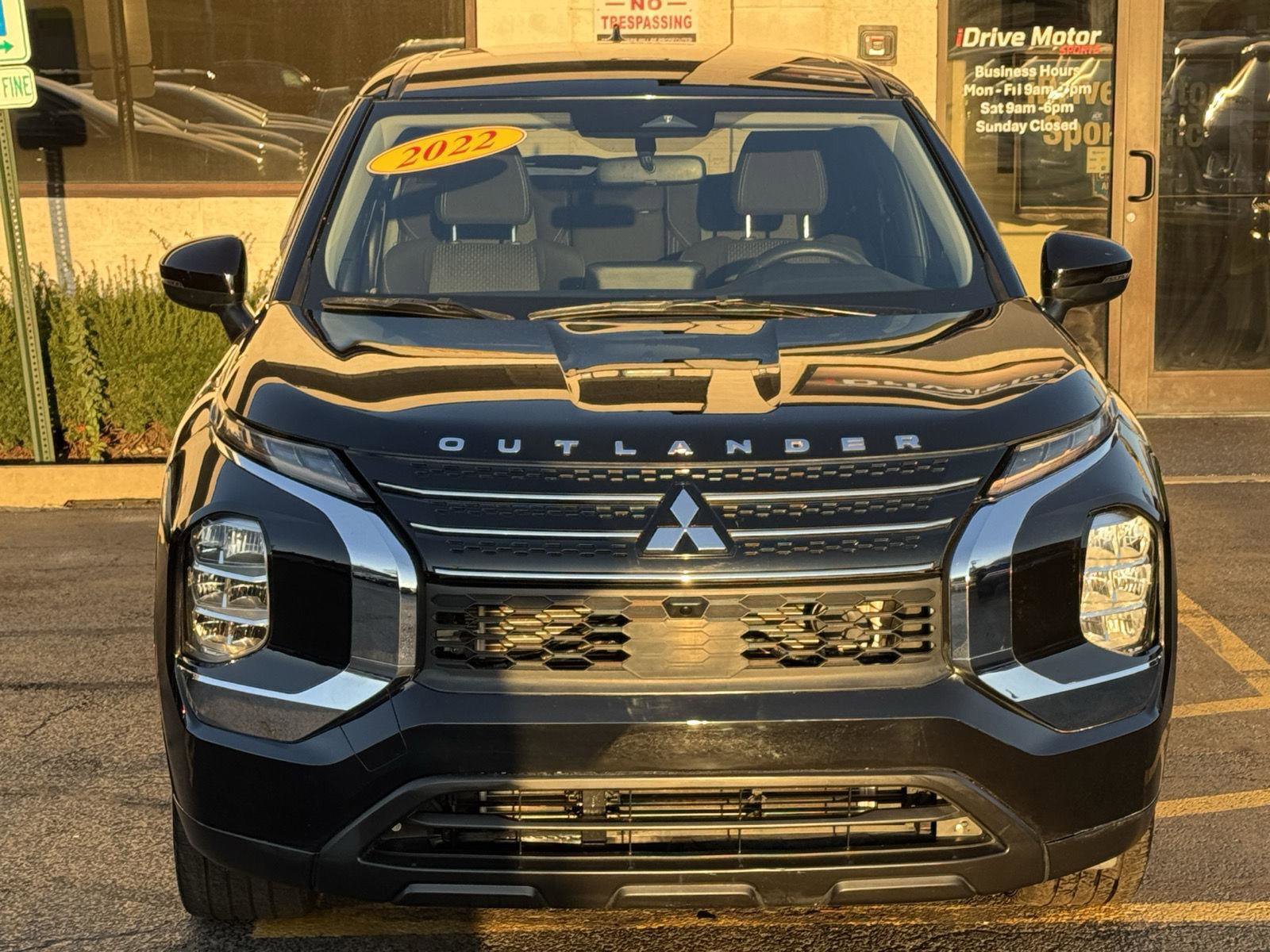 Used 2022 Mitsubishi Outlander ES image 8