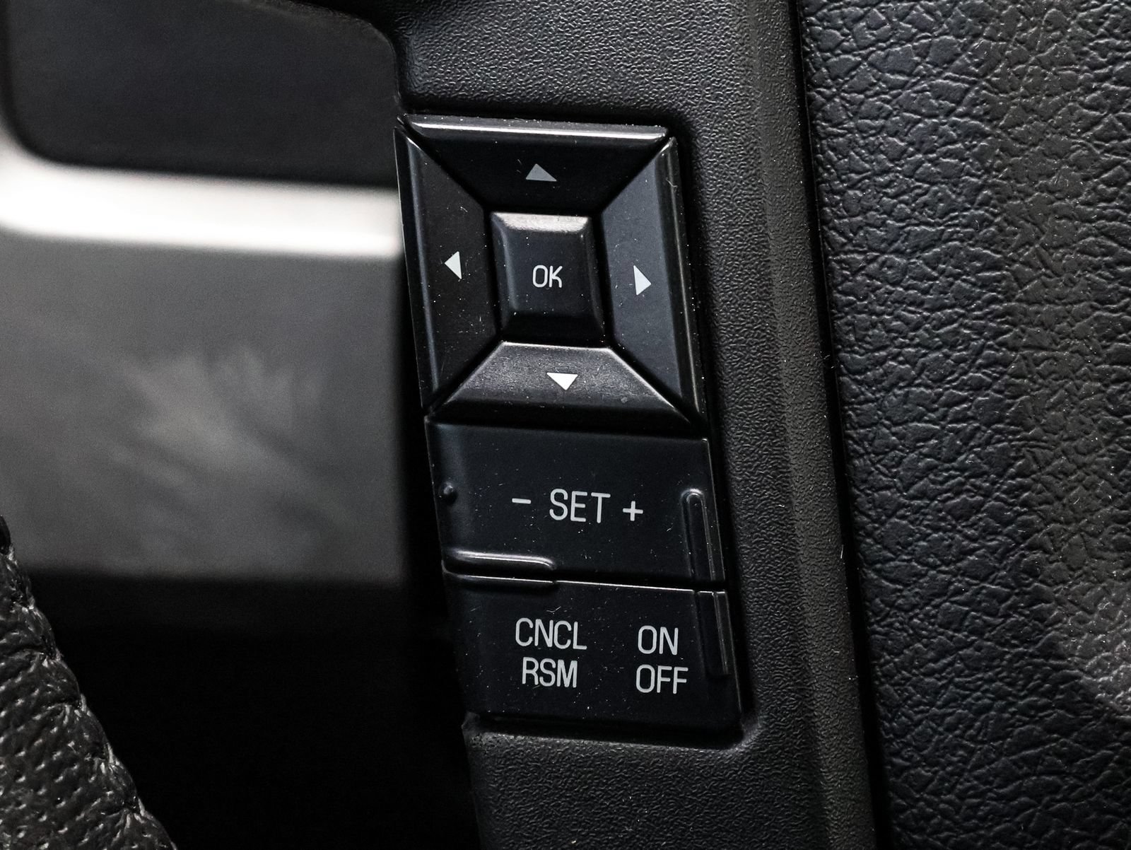 Used 2013 Ford F150 Raptor w/ Luxury Equipment Group AWD/4WD image 34