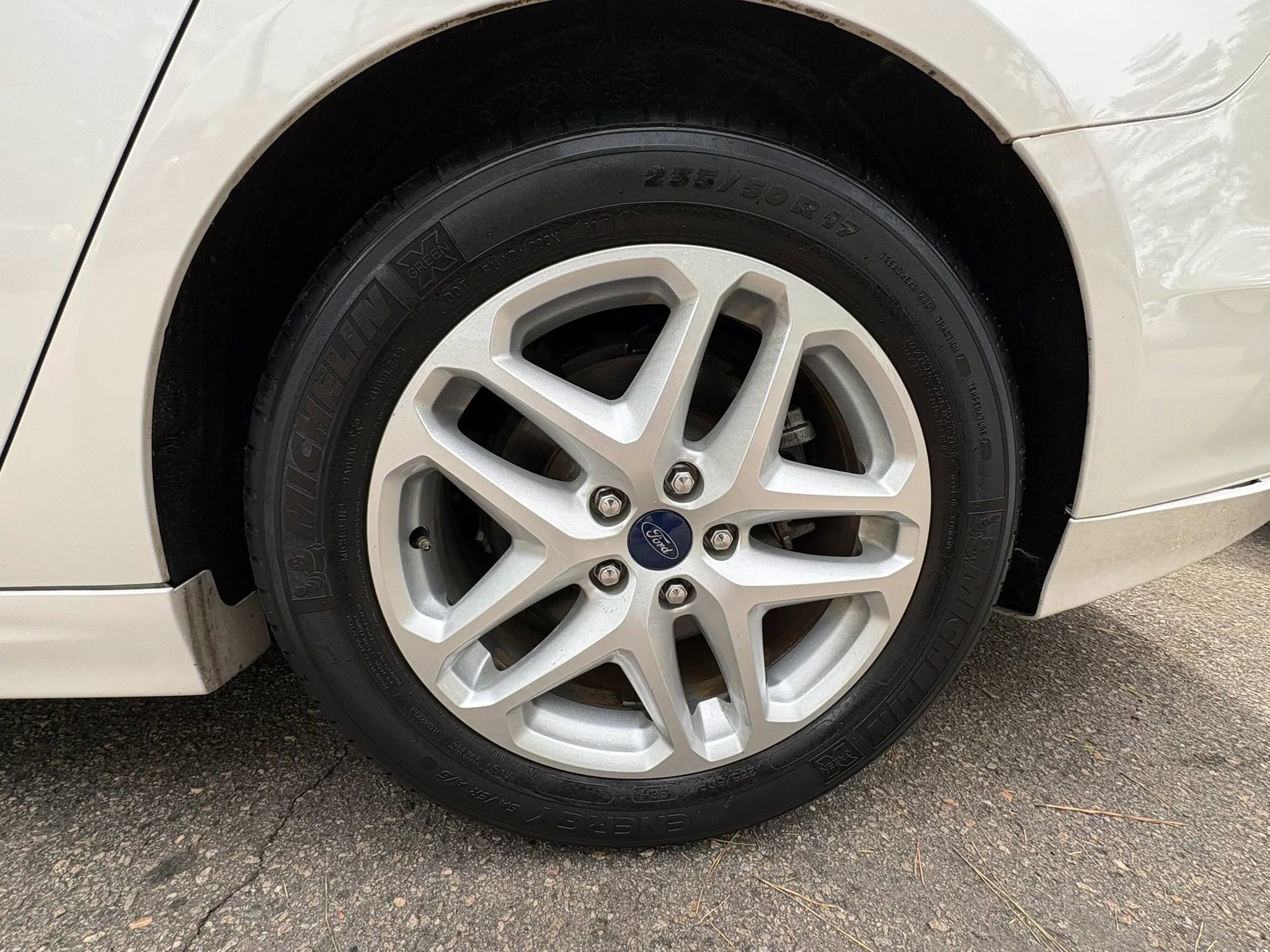 Used 2016 Ford Fusion SE image 39