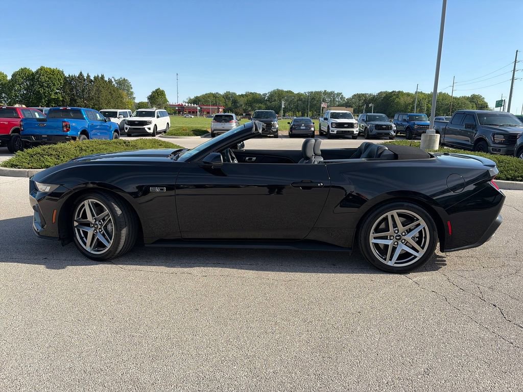 Used 2024 Ford Mustang GT Premium RWD image 4