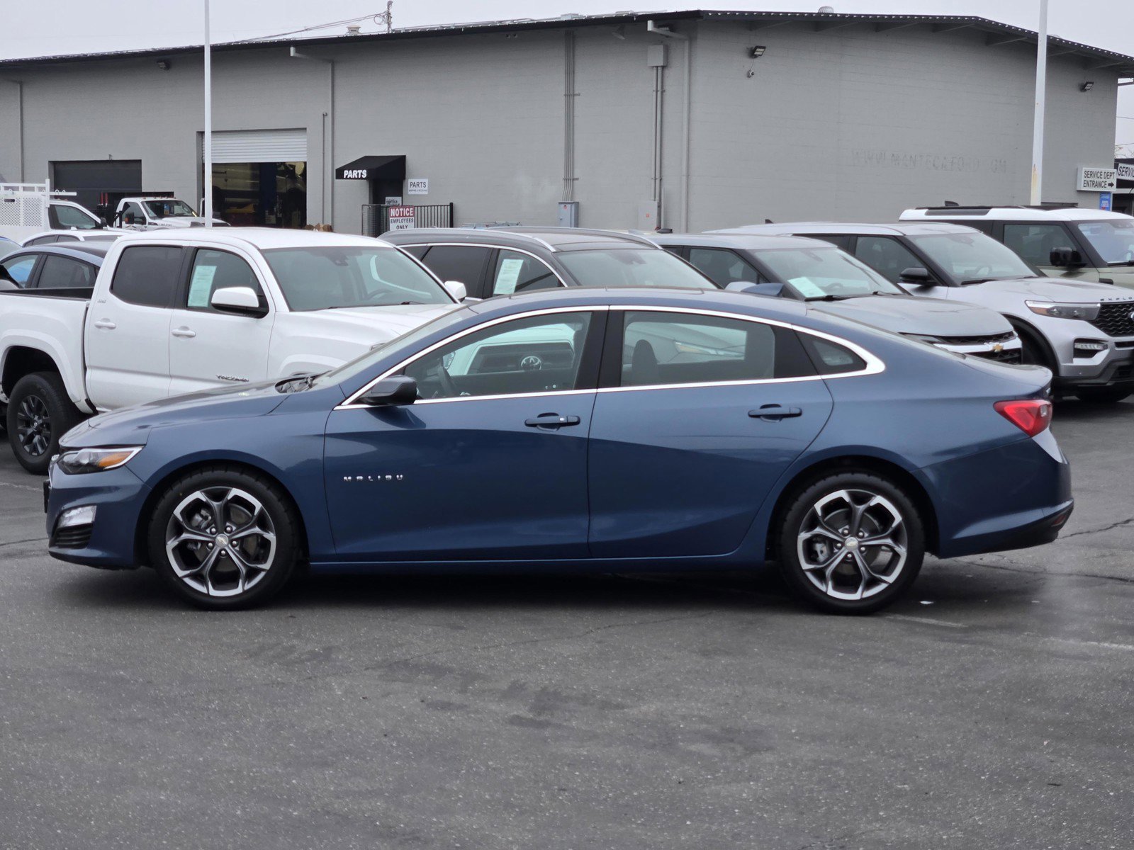 Used 2024 Chevrolet Malibu LT image 19