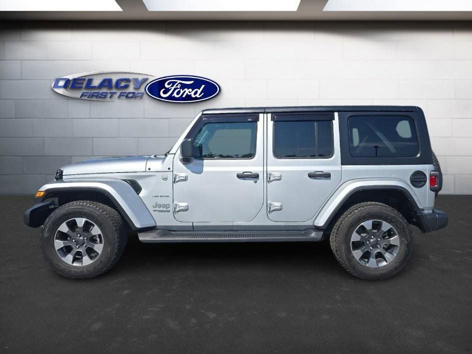 Used 2022 Jeep Wrangler Unlimited Sahara w/ Dual Top Group image 2