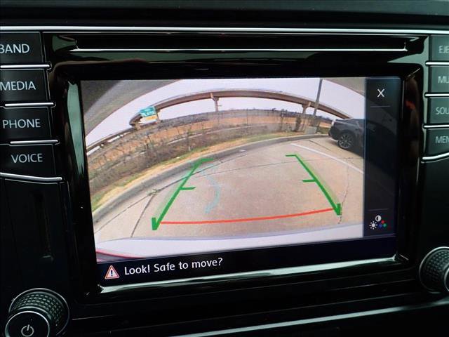 Used 2016 Volkswagen Jetta SE image 23