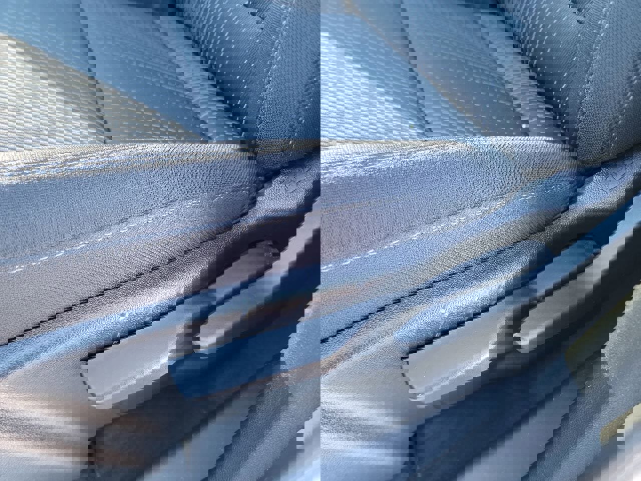 Used 2025 Chevrolet Equinox LT image 12