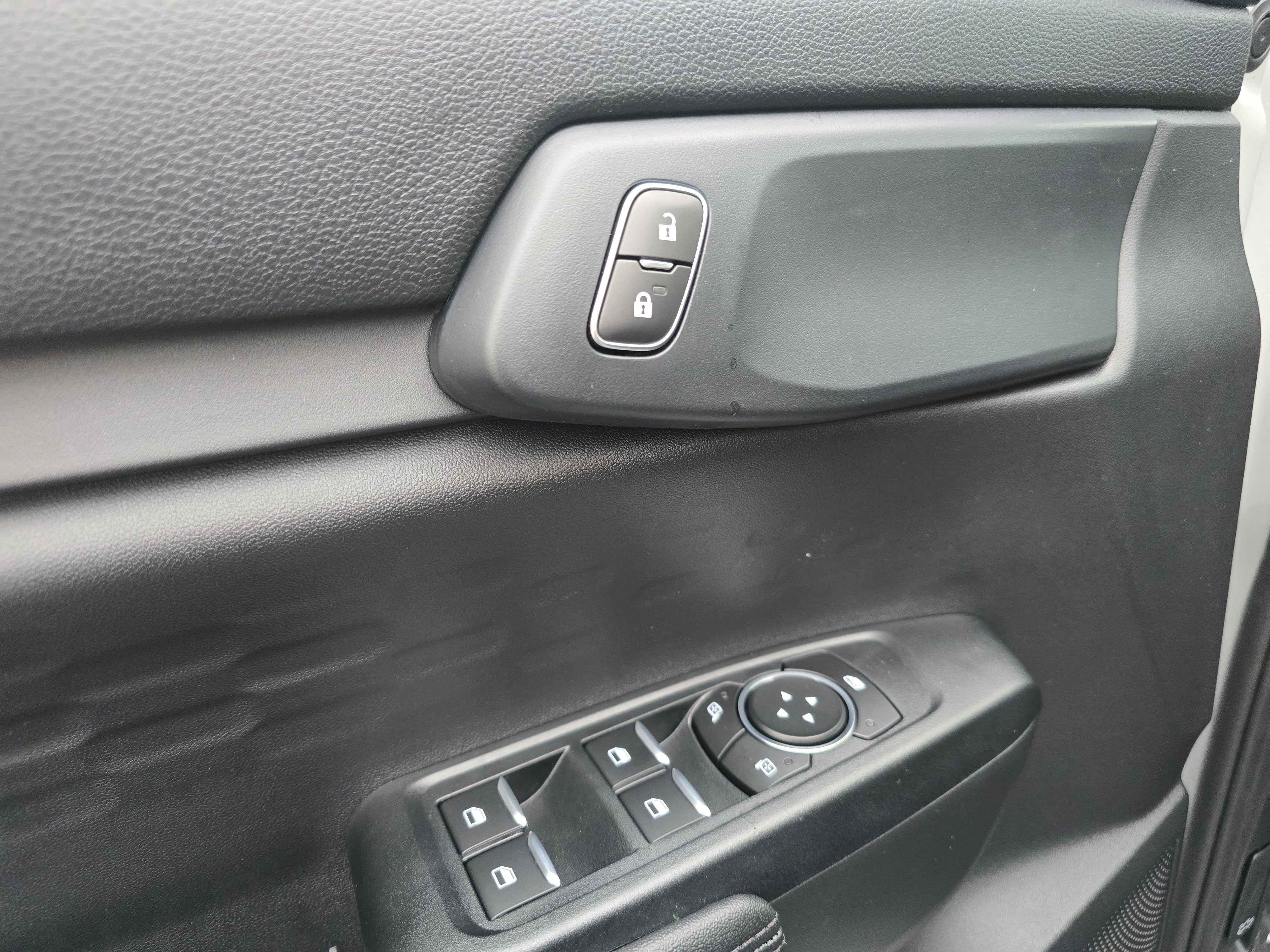 New 2026 Ford Ranger XLT w/ Equipment Group 301A High image 18