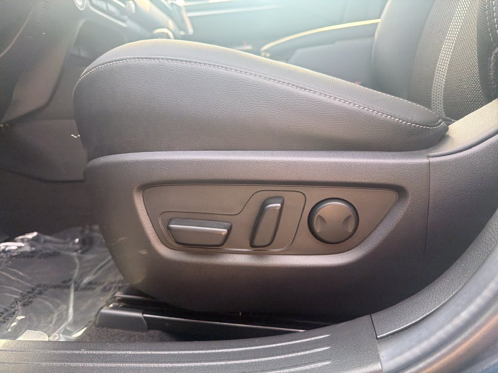 Used 2025 MAZDA CX-50 AWD 2.5 S w/ Cargo Package image 27