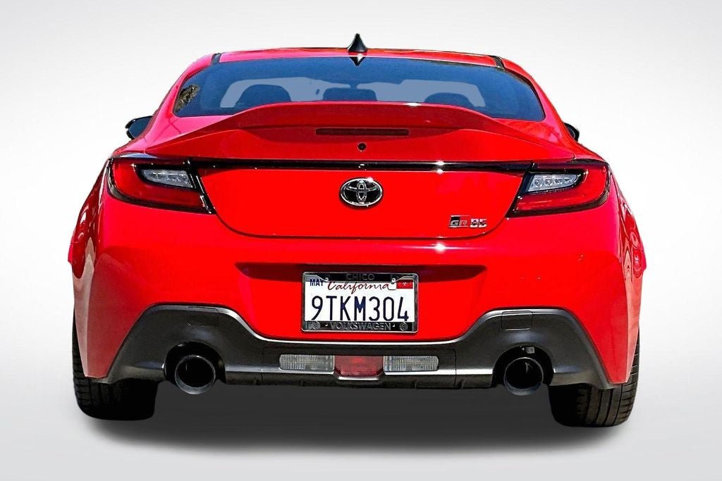 Used 2025 Toyota GR86 Premium w/ ALL Weather Mat Package (TMS) RWD image 3