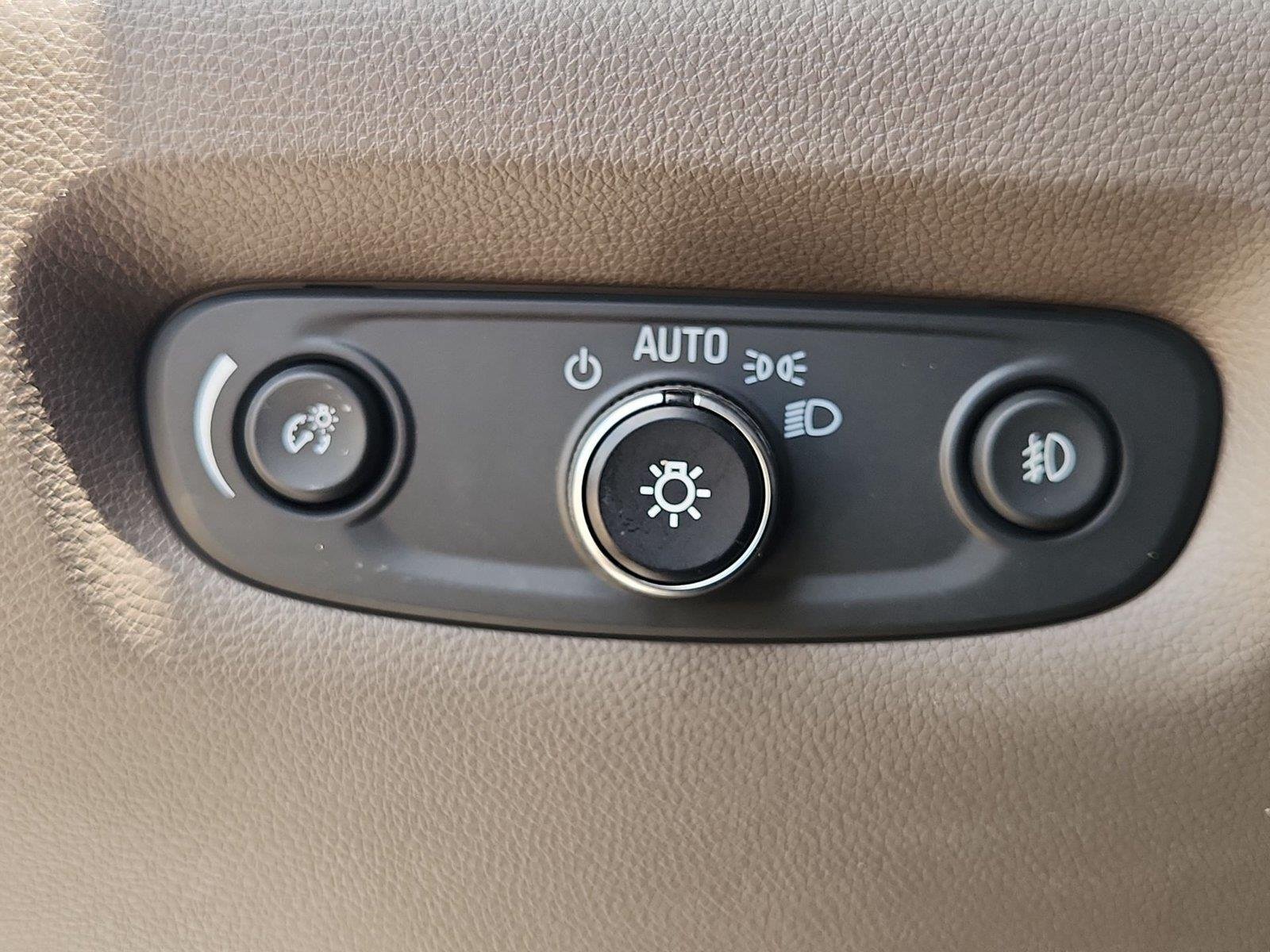 Certified 2019 Chevrolet Traverse LT FWD image 17
