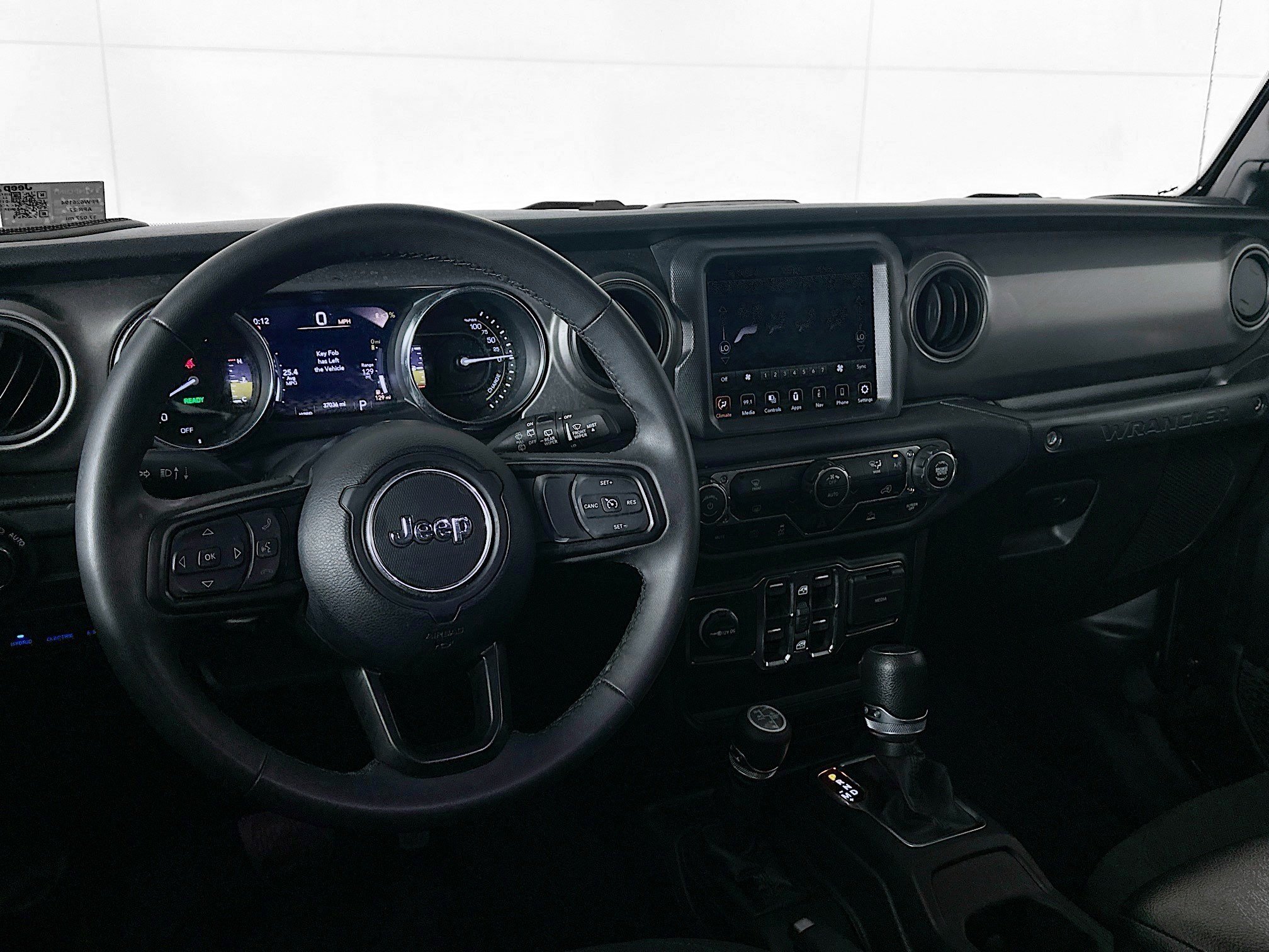 Used 2023 Jeep Wrangler Unlimited w/ 8.4" Radio Group AWD/4WD image 18