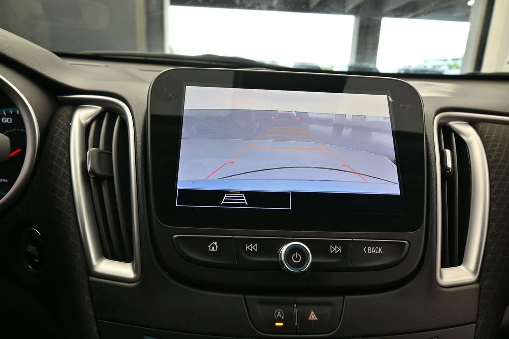 Used 2025 Chevrolet Malibu LT FWD image 20