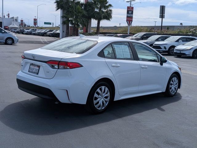 Used 2023 Toyota Corolla LE w/ Carpet Mat Package (TMS) image 8