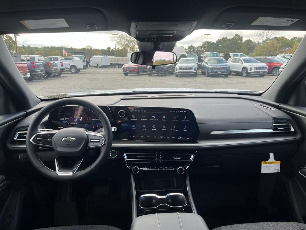 New 2026 Chevrolet Traverse LT w/ Midnight/Sport Edition FWD image 20