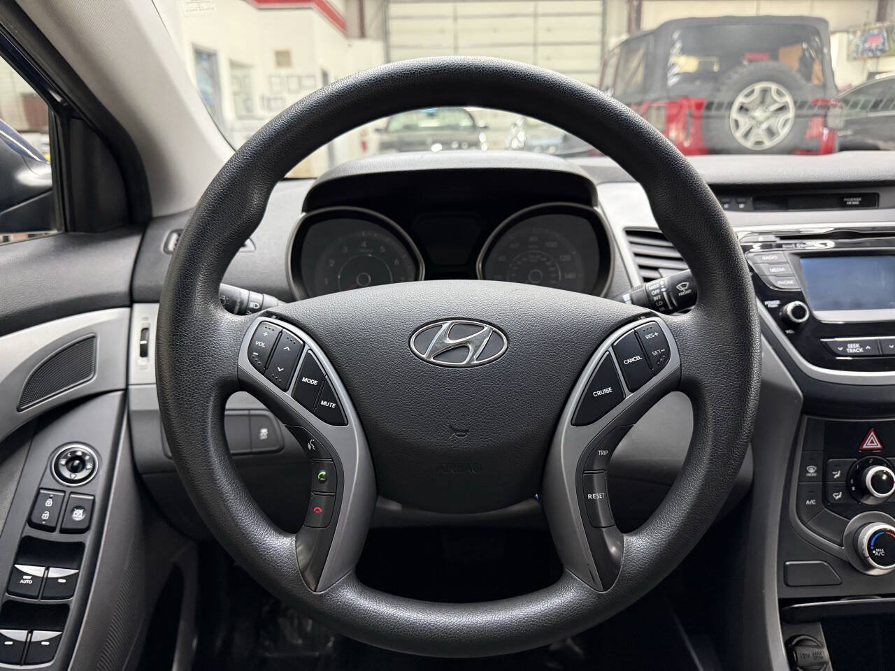 Used 2016 Hyundai Elantra SE w/ Option Group 02 FWD image 22