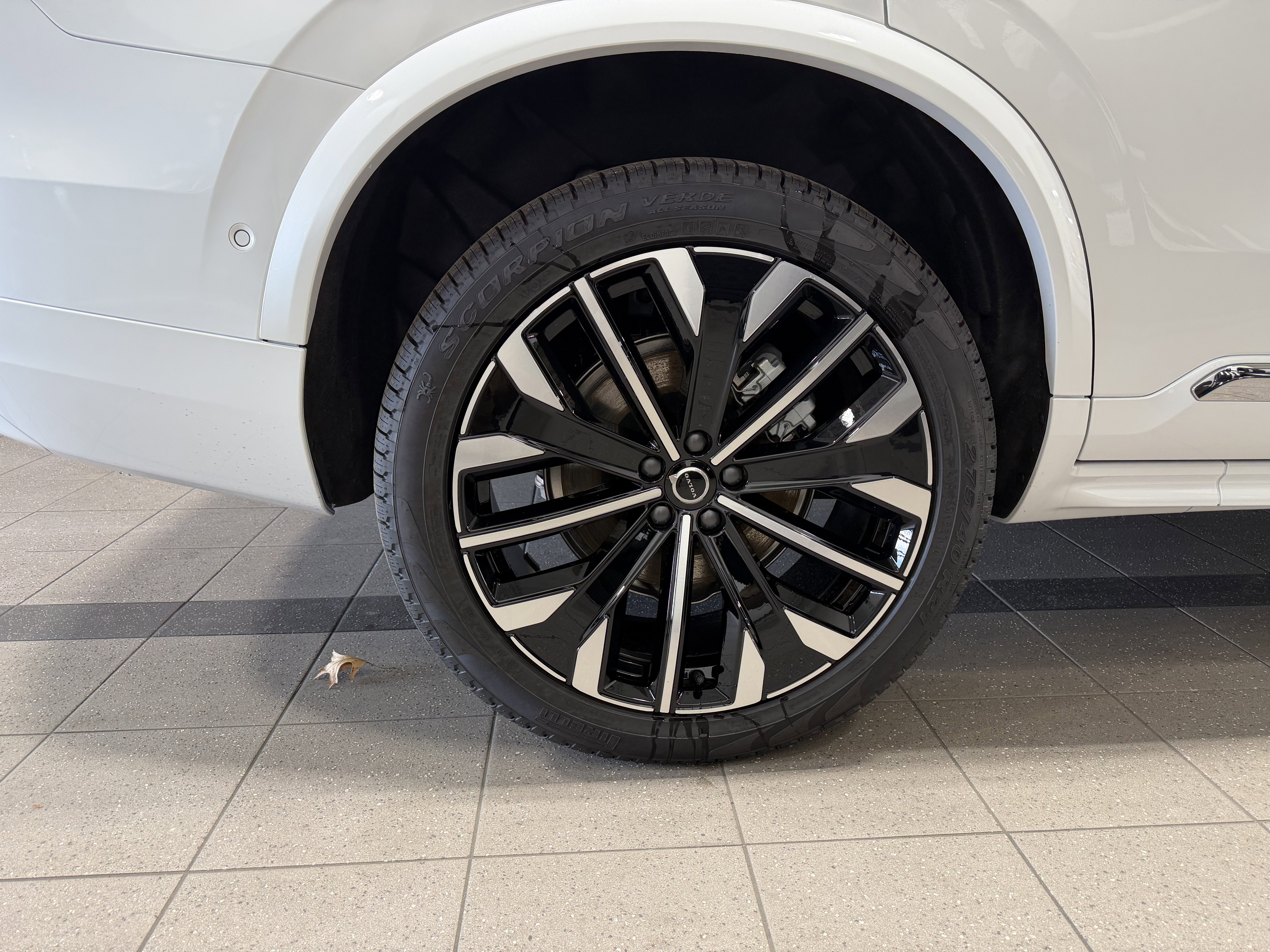 New 2026 Volvo XC90 B6 Ultra AWD/4WD image 10