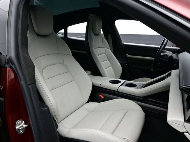 Certified 2021 Porsche Taycan Turbo w/ Sportdesign Package image 17