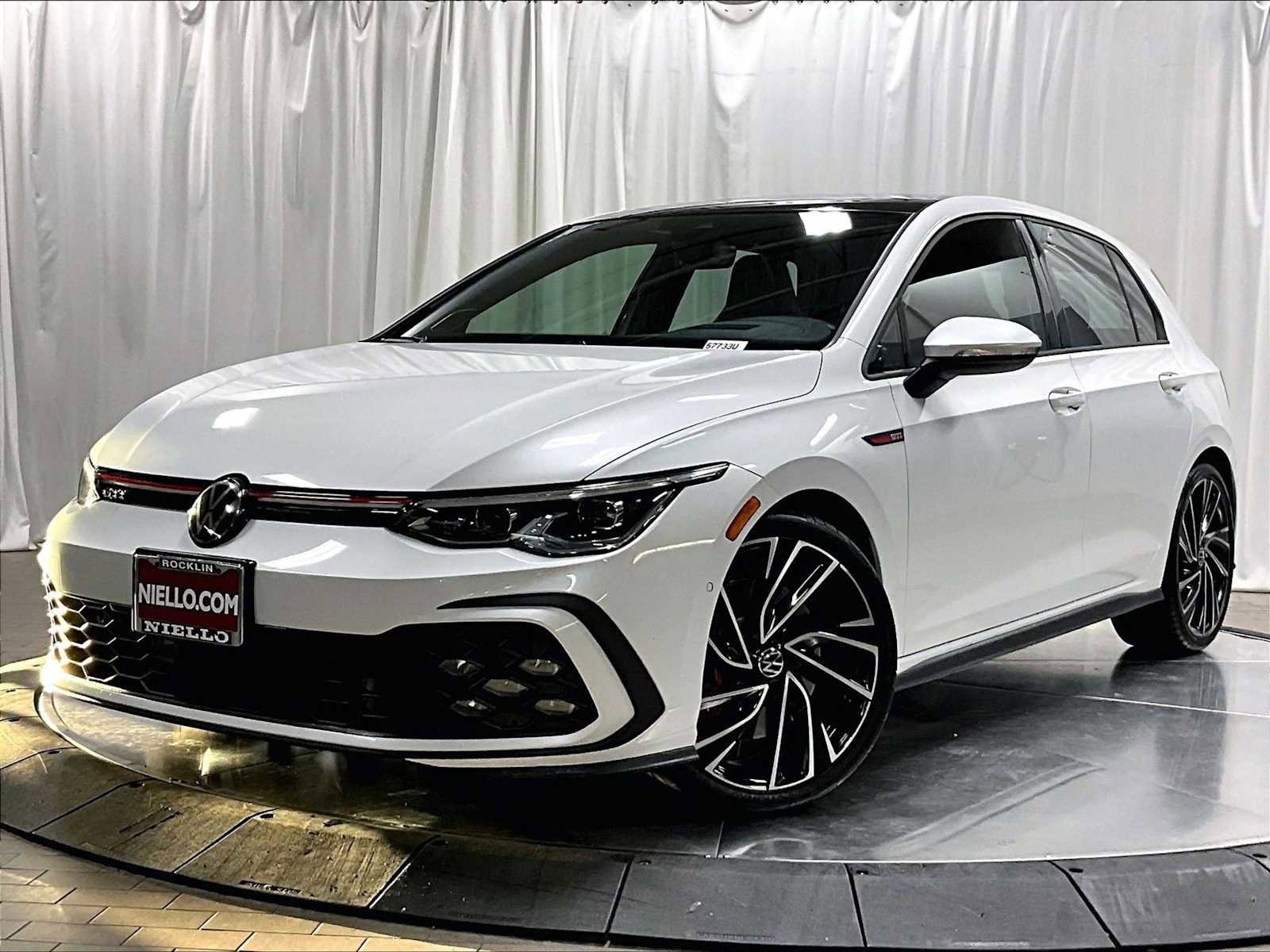 Used 2024 Volkswagen GTI Autobahn image 1