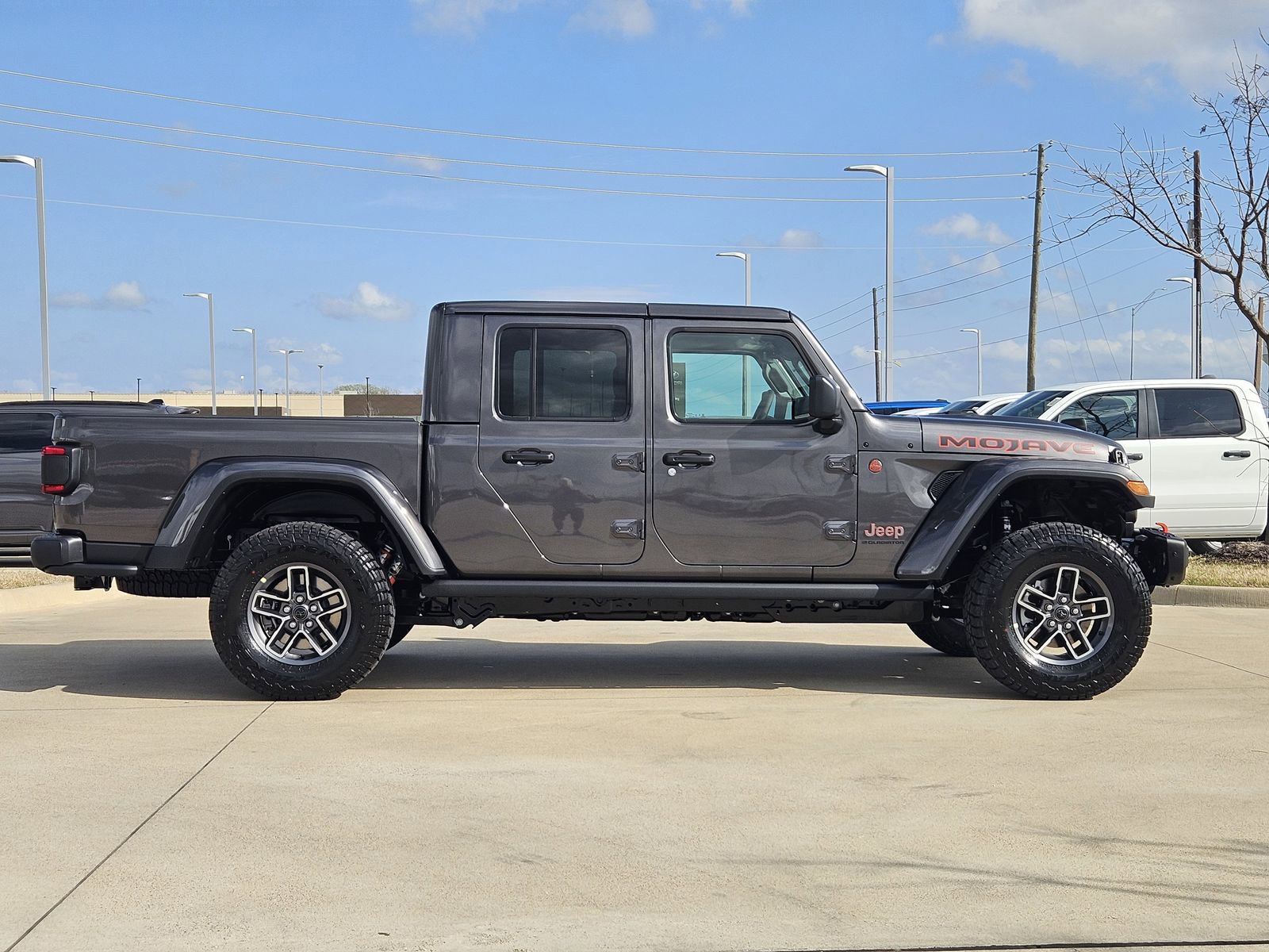 New 2026 Jeep Gladiator Mojave image 7