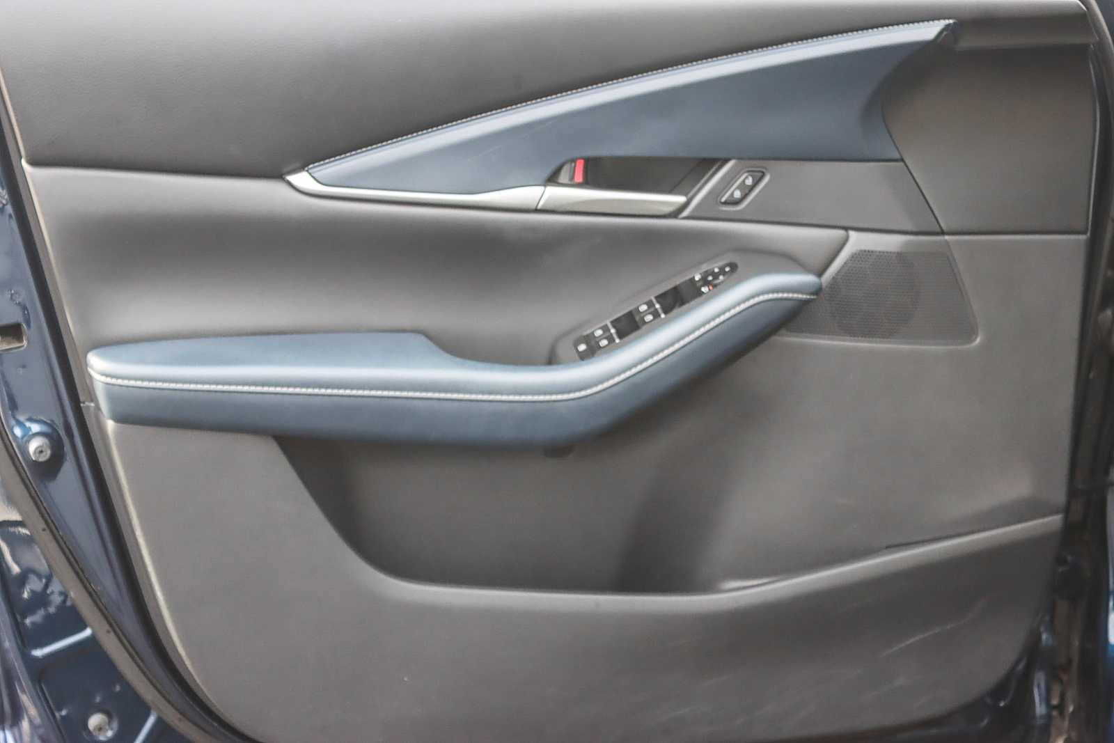 Used 2020 MAZDA CX-30 AWD w/ Select Package image 19