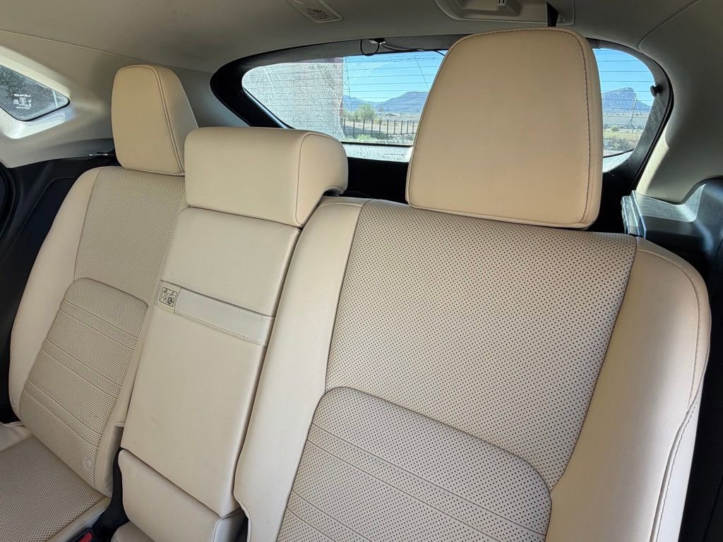 Used 2016 Lexus NX 200t FWD image 8