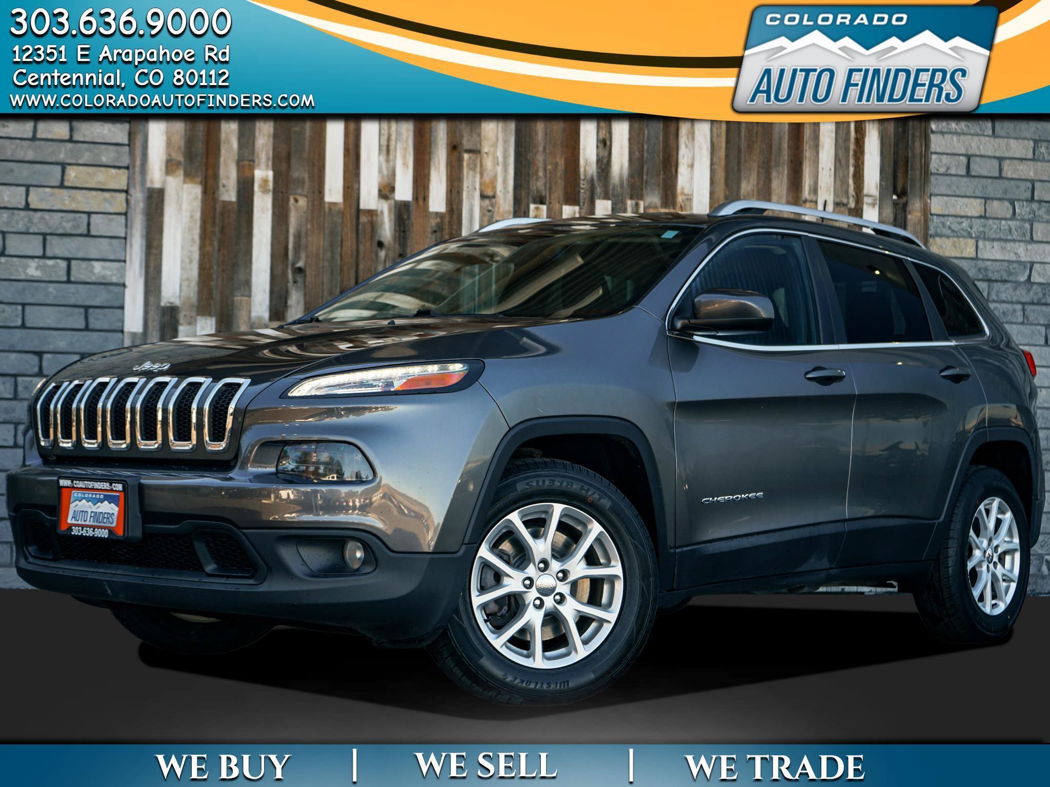 Used 2016 Jeep Cherokee Latitude w/ Cold Weather Group AWD/4WD image 1