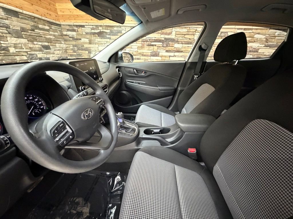 Used 2023 Hyundai Kona SE AWD/4WD image 11