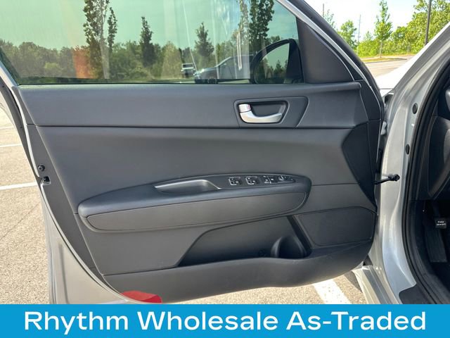Used 2019 Kia Optima LX FWD image 12