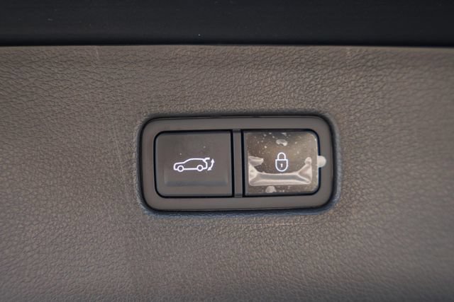 Used 2024 Genesis GV80 3.5T w/ Prestige Package AWD/4WD image 11