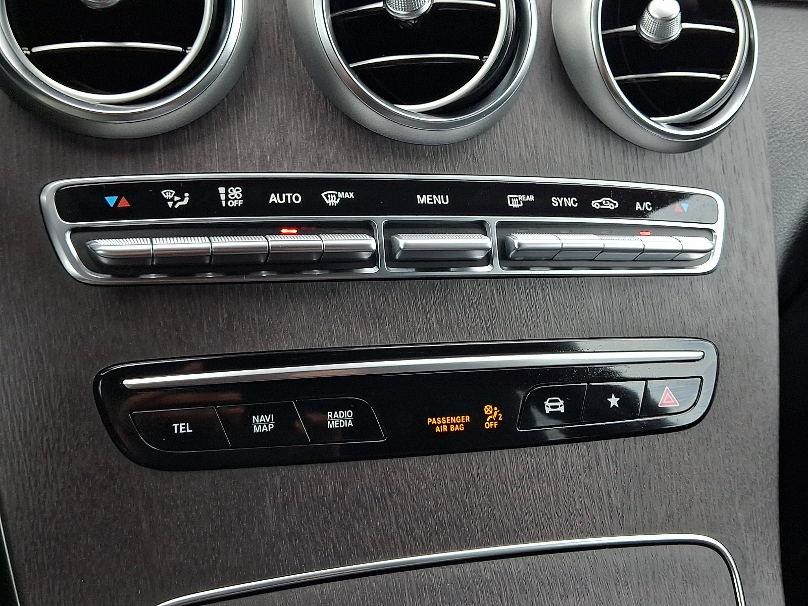 Used 2022 Mercedes-Benz GLC 300 4MATIC image 17