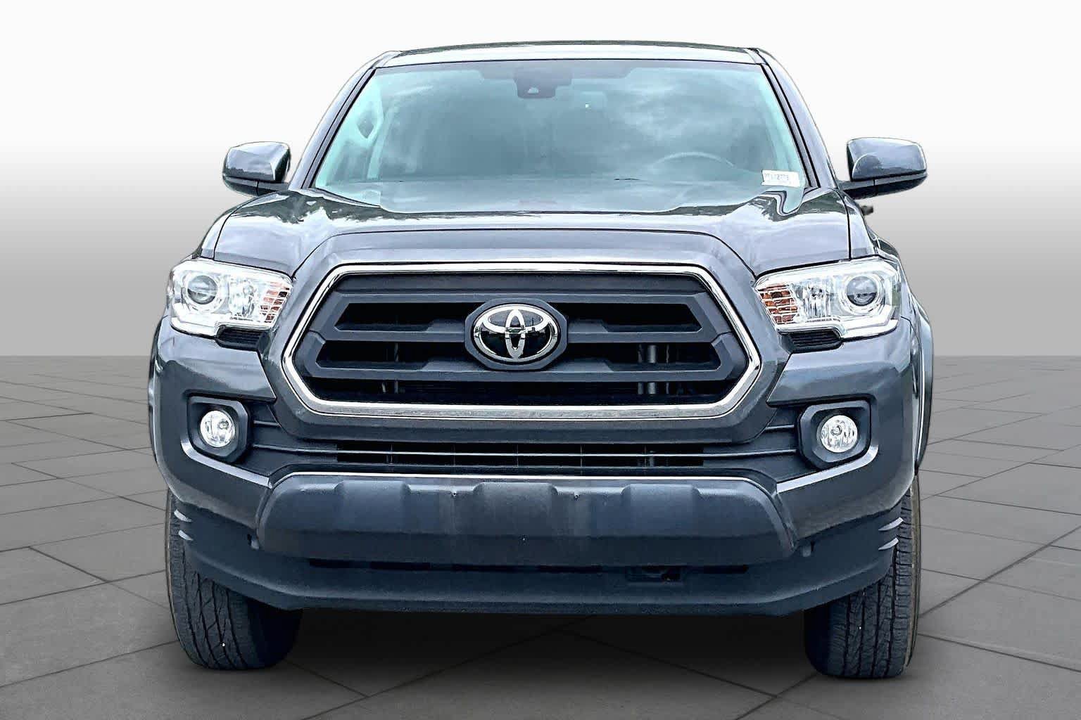 Used 2023 Toyota Tacoma SR5 AWD/4WD image 7